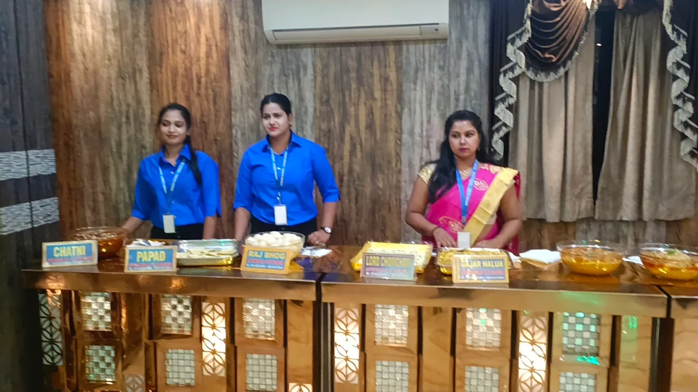 Buffet service team